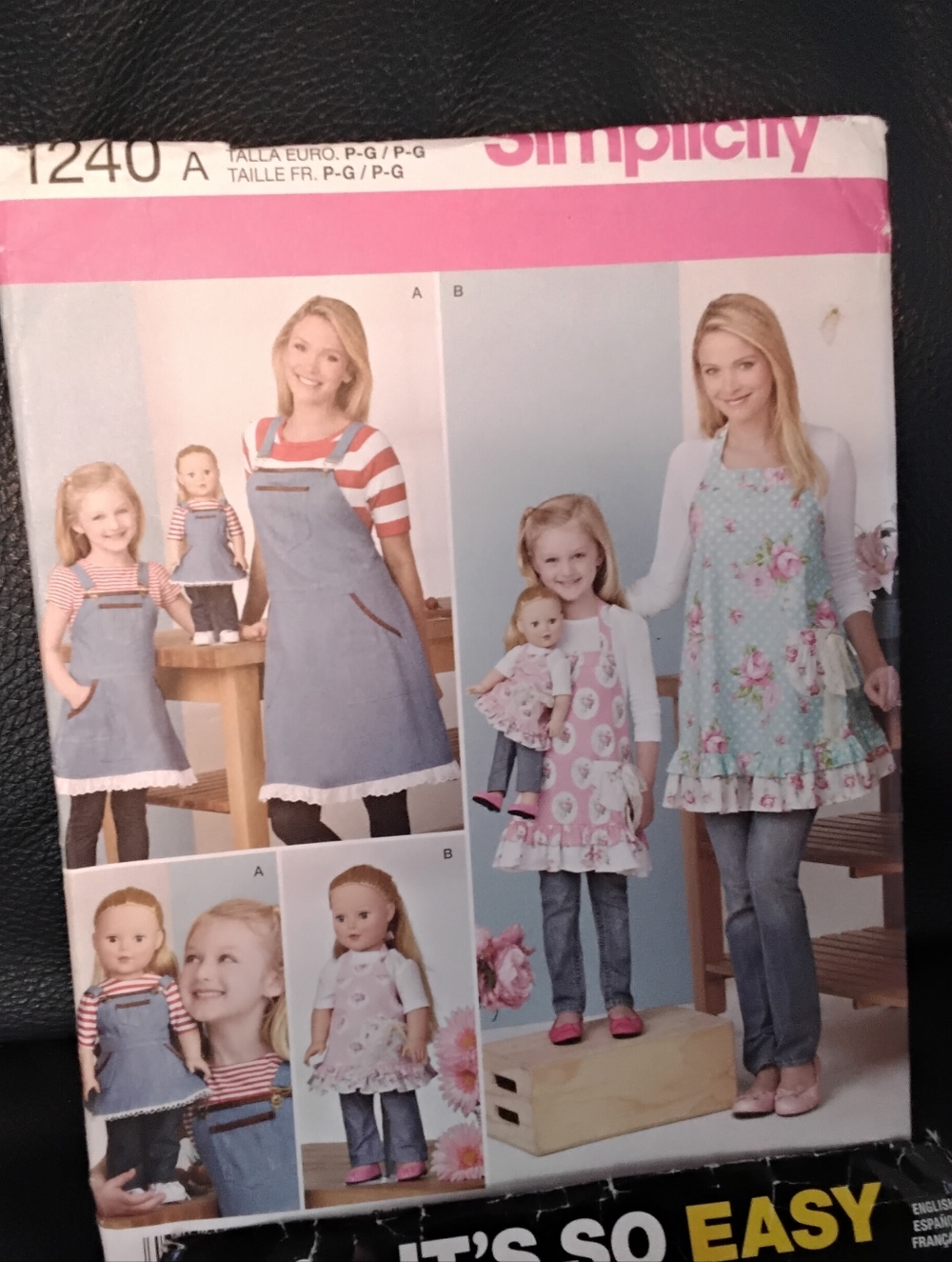 3940 Lot Of 3 Simplicity Vintage Apron Patterns. 3 New 1 Used. - Picture 2 of 5
